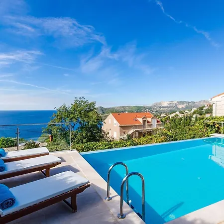 Six Bedroom With Terrace And Swimming Pool Vila Mlini